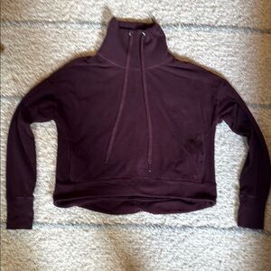 Sweaty Betty maroon crewneck sweatshirt